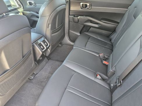New 2026 Kia Sorento EX image 19