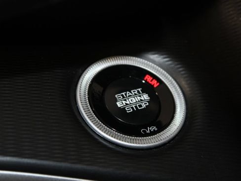 Used 2024 Jeep Grand Cherokee Altitude AWD/4WD image 40