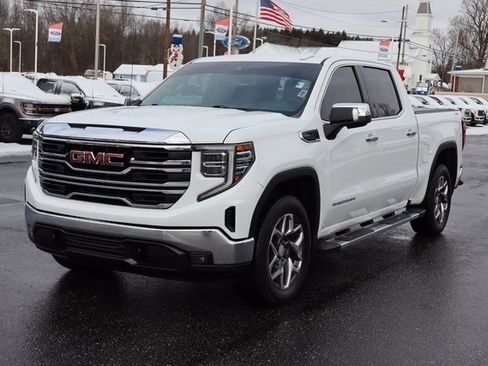 Used 2023 GMC Sierra 1500 SLT w/ SLT Premium Package image 15