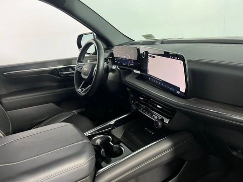 Used 2025 Chevrolet Tahoe Premier image 30