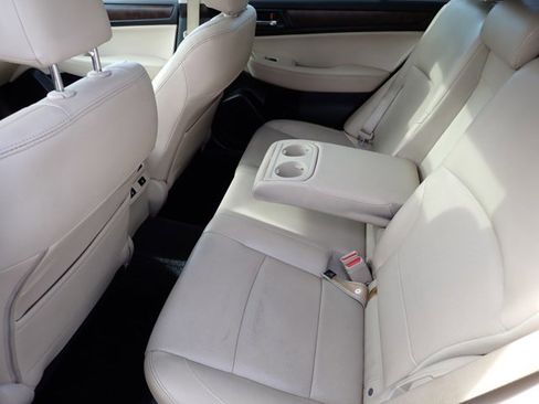 Used 2016 Subaru Outback 3.6R Limited AWD/4WD image 7