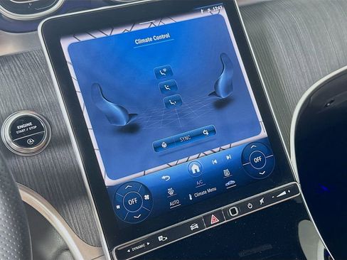 Used 2024 Mercedes-Benz GLC 300 image 27