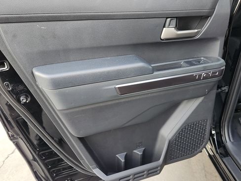 Used 2024 Toyota Tacoma TRD Off-Road image 22