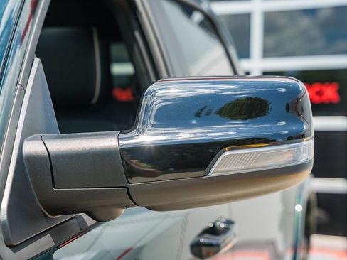 New 2026 RAM 1500 Laramie AWD/4WD image 17