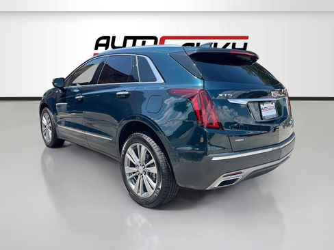 Used 2025 Cadillac XT5 Premium Luxury w/ Technology Package AWD/4WD image 5
