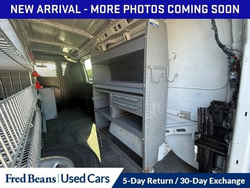 Used 2021 GMC Savana 2500 w/ Driver Convenience Package RWD image 19