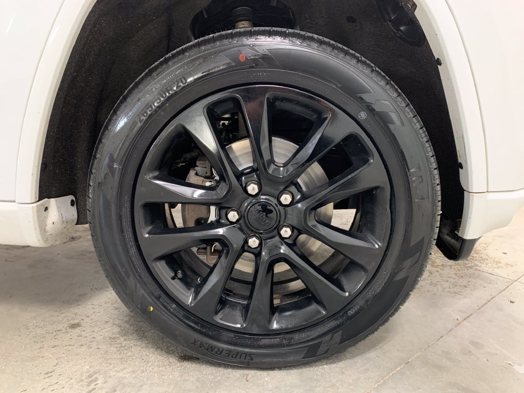 Used 2018 Jeep Grand Cherokee Altitude AWD/4WD image 13