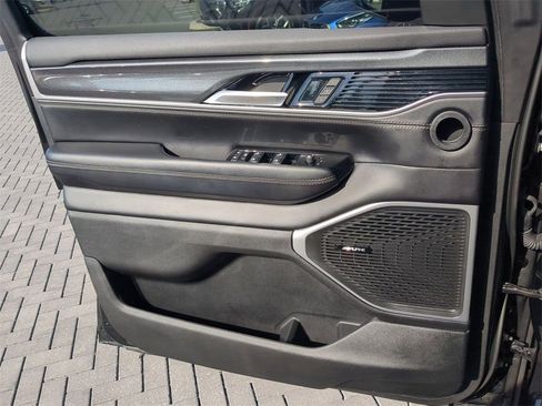 Used 2022 Jeep Wagoneer Series I image 31