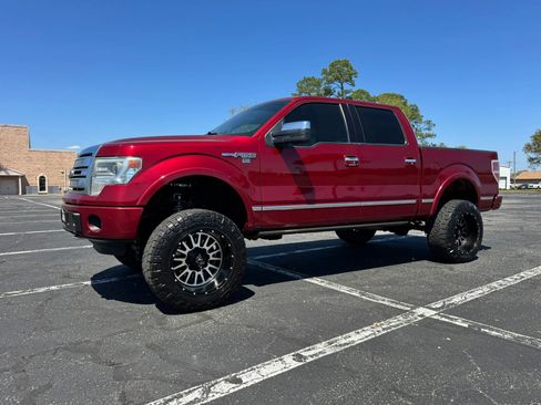 Used 2013 Ford F150 Platinum image 2