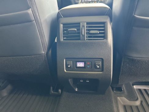 New 2026 Mitsubishi Outlander SEL image 29