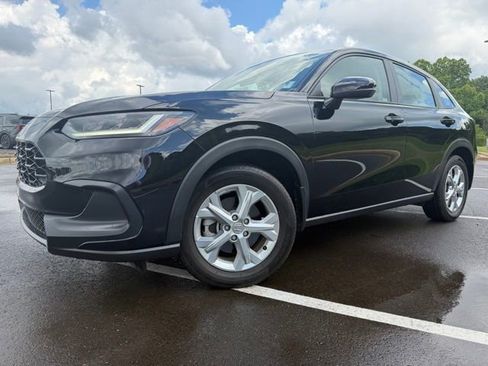Used 2023 Honda HR-V LX image 6