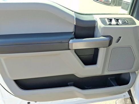 Used 2020 Ford F250 XLT AWD/4WD image 9