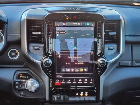 Used 2025 RAM 1500 Laramie image 21