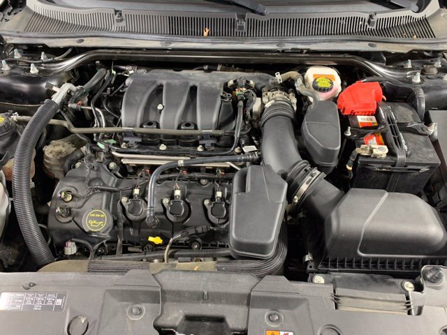 Used 2018 Ford Taurus SEL FWD image 36