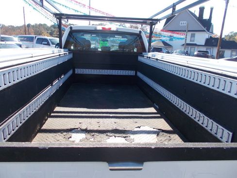 Used 2019 Ford F350 XL w/ Power Equipment Group image 15