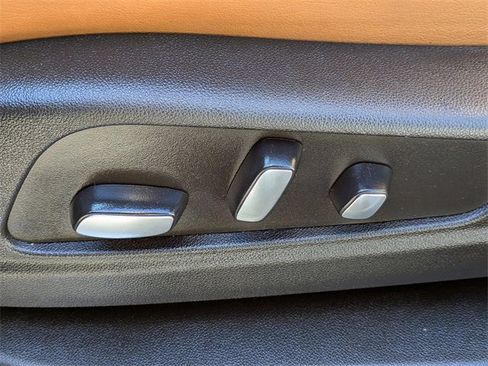 Certified 2023 Cadillac XT5 Premium Luxury image 21