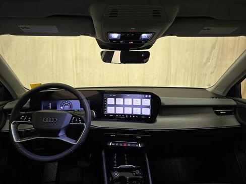 New 2026 Audi Q3 quattro 2.0T AWD/4WD image 28