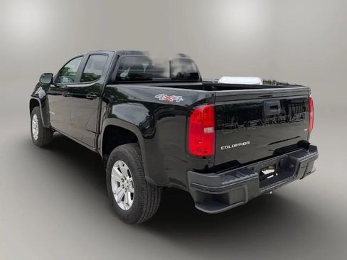 Used 2022 Chevrolet Colorado LT w/ LT Convenience Package AWD/4WD image 5