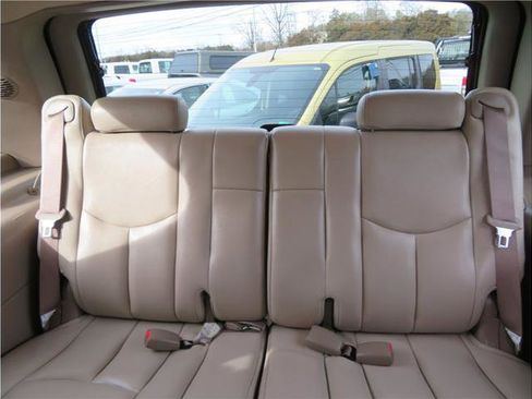 Used 2006 Chevrolet Tahoe Z71 w/ Z71 Preferred Equipment Group image 7