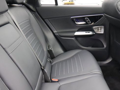 Used 2024 Mercedes-Benz GLC 300 4MATIC w/ AMG Line image 16