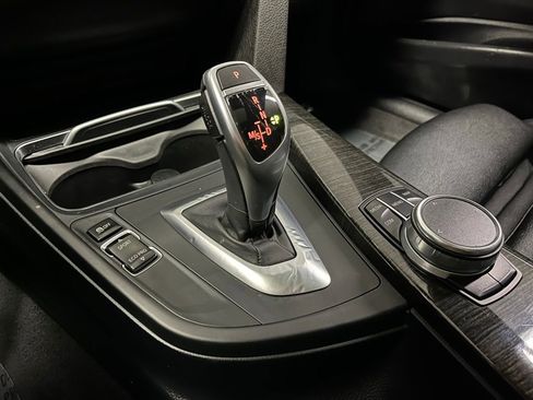 Used 2018 BMW 330i Sedan image 12