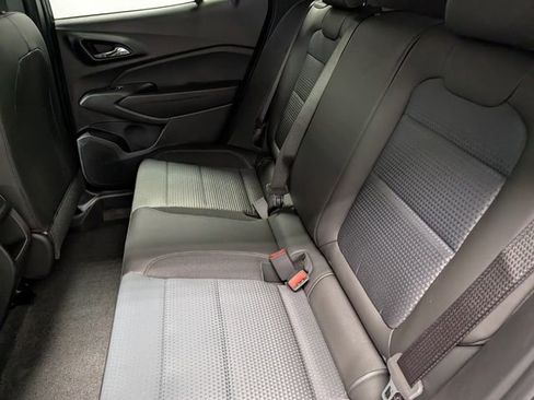 New 2026 Chevrolet Trax LT image 12