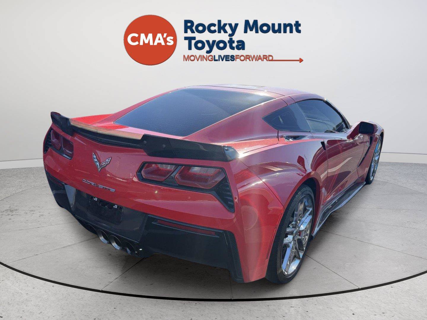 Used 2019 Chevrolet Corvette Stingray Coupe w/ 1LT RWD image 4