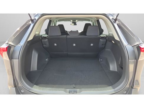 Used 2025 Toyota RAV4 LE FWD image 9