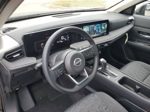 New 2026 Nissan Kicks SV image 12