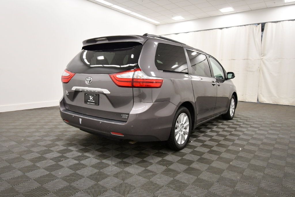 Used 2017 Toyota Sienna Limited Premium w/ Cargo Management Package AWD/4WD image 7