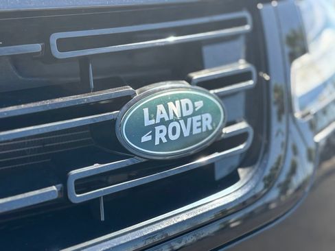 Used 2025 Land Rover Range Rover Evoque Dynamic SE AWD/4WD image 16