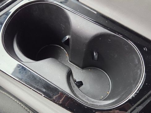 Certified 2025 Hyundai Elantra Blue image 20