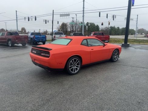 Used 2023 Dodge Challenger R/T w/ Plus Package image 8