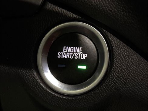 Used 2021 Chevrolet Equinox LT image 27