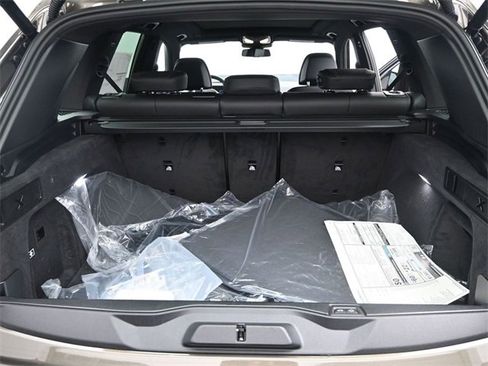 New 2026 BMW X5 xDrive50e w/ M Sport Package image 10