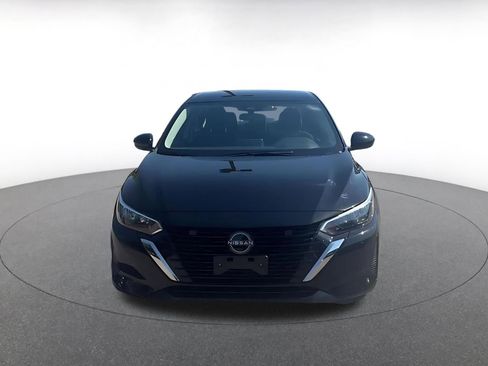 Used 2025 Nissan Sentra SV FWD image 3