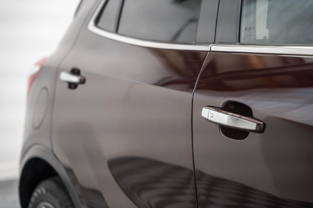 Used 2018 Buick Encore Sport Touring w/ Safety Package FWD image 14