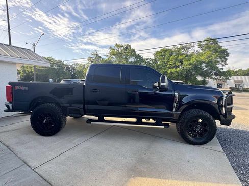Used 2024 Ford F250 XLT image 5