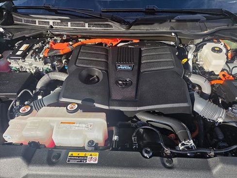 Used 2023 Toyota Tundra Limited image 21