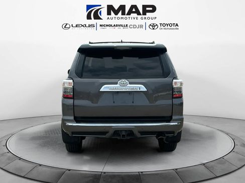 Used 2015 Toyota 4Runner Limited AWD/4WD image 4