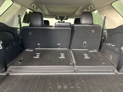 Used 2024 Nissan Pathfinder Platinum w/ Cargo Package image 25