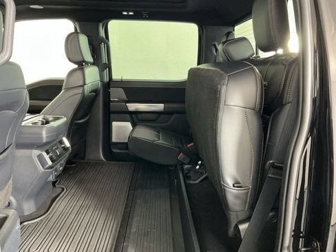 Certified 2023 Ford F150 Platinum w/ FX4 Off-Road Package AWD/4WD image 32