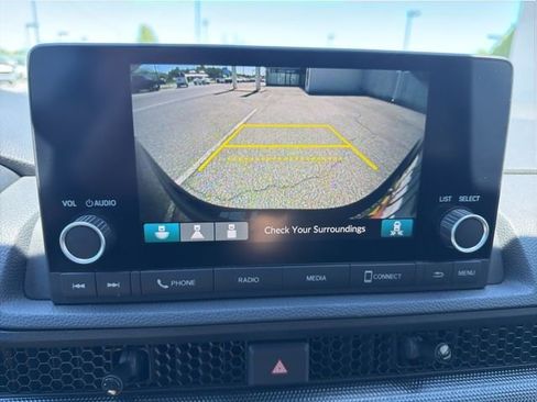 Used 2023 Honda CR-V EX image 8