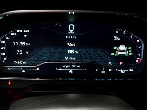 Used 2023 GMC Yukon SLT image 29