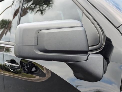 Used 2024 GMC Sierra 1500 Elevation image 11