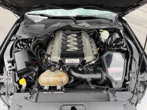 Used 2017 Ford Mustang GT image 16