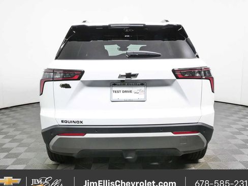 New 2026 Chevrolet Equinox LT w/ Midnight Edition FWD image 25