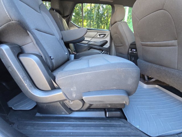 Certified 2023 Chevrolet Traverse LT FWD image 14