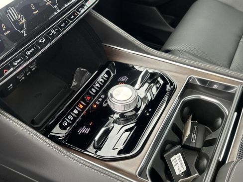 New 2024 Jeep Grand Wagoneer L 4WD image 17