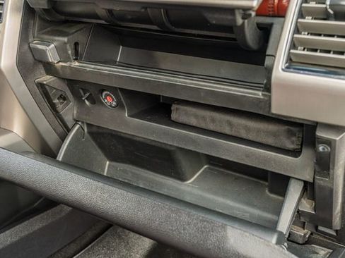 Used 2019 Ford F350 Platinum w/ Platinum Ultimate Package image 47